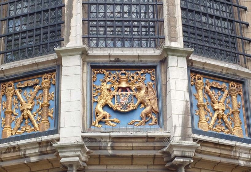 Markgraven, burggraven, burgemeesters en bajesklanten – secundair onderwijs