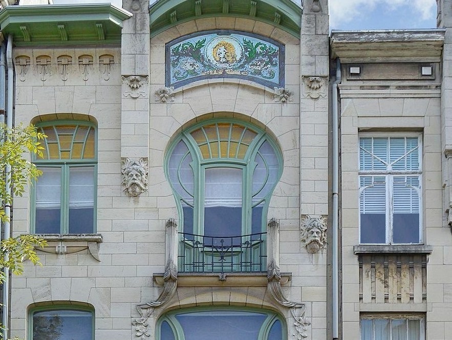 Art nouveau langs de “ijzeren weg”