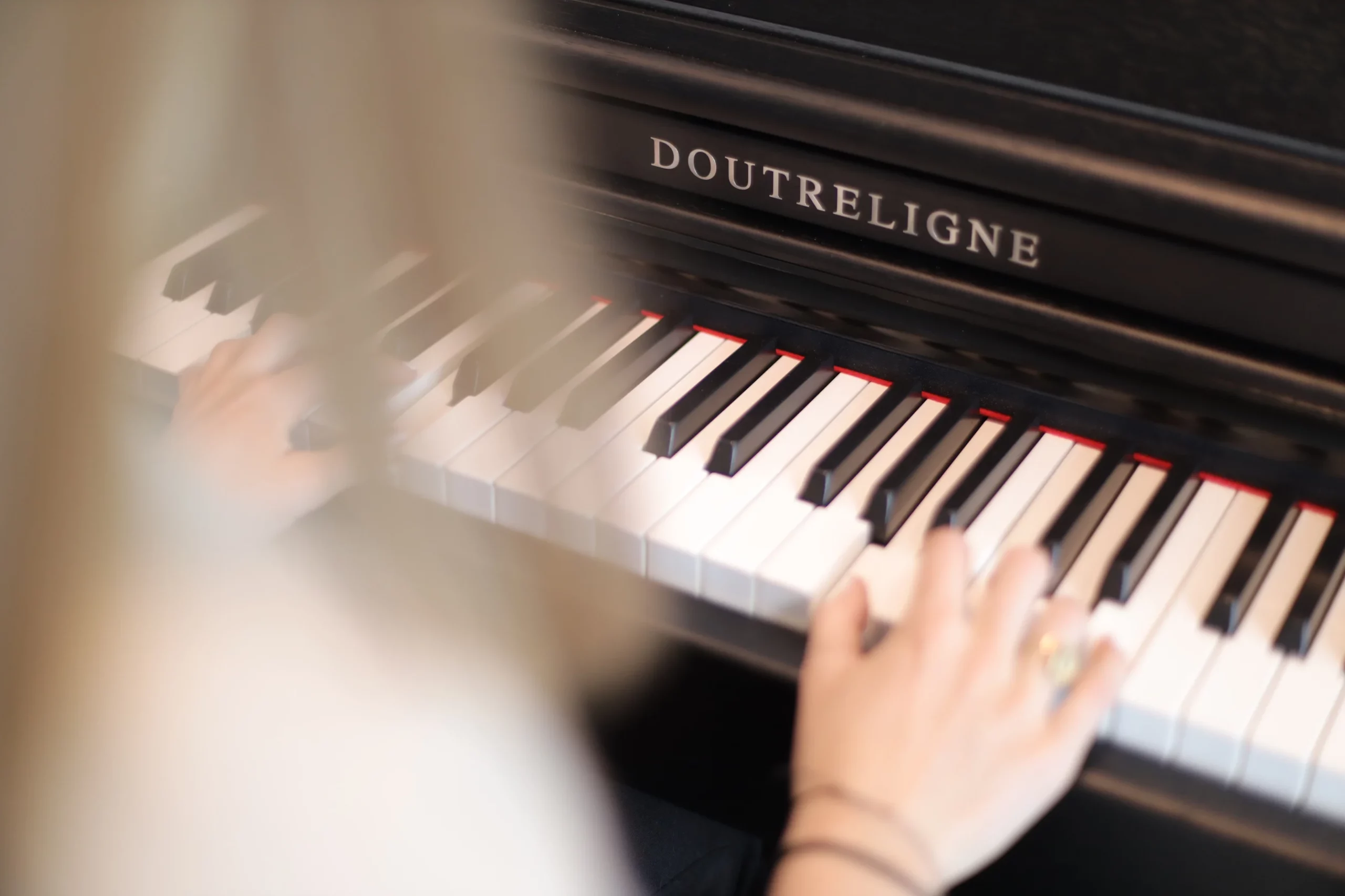 Iedereen speelt piano – Jeugdbeweging (1u00)